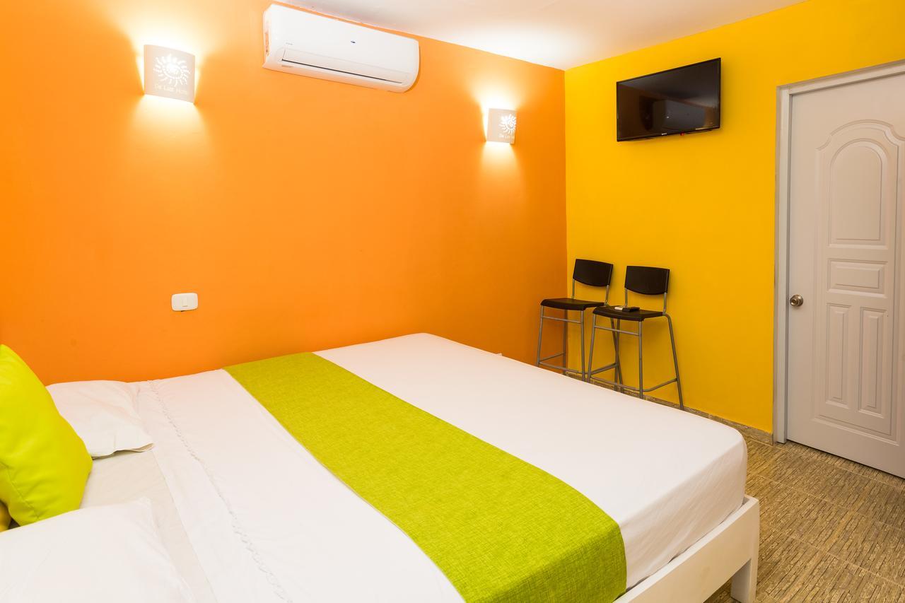 De luz Hotel El Limon Extérieur photo